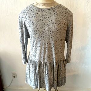 BODEN scoop neck floral and arrow print top sz S